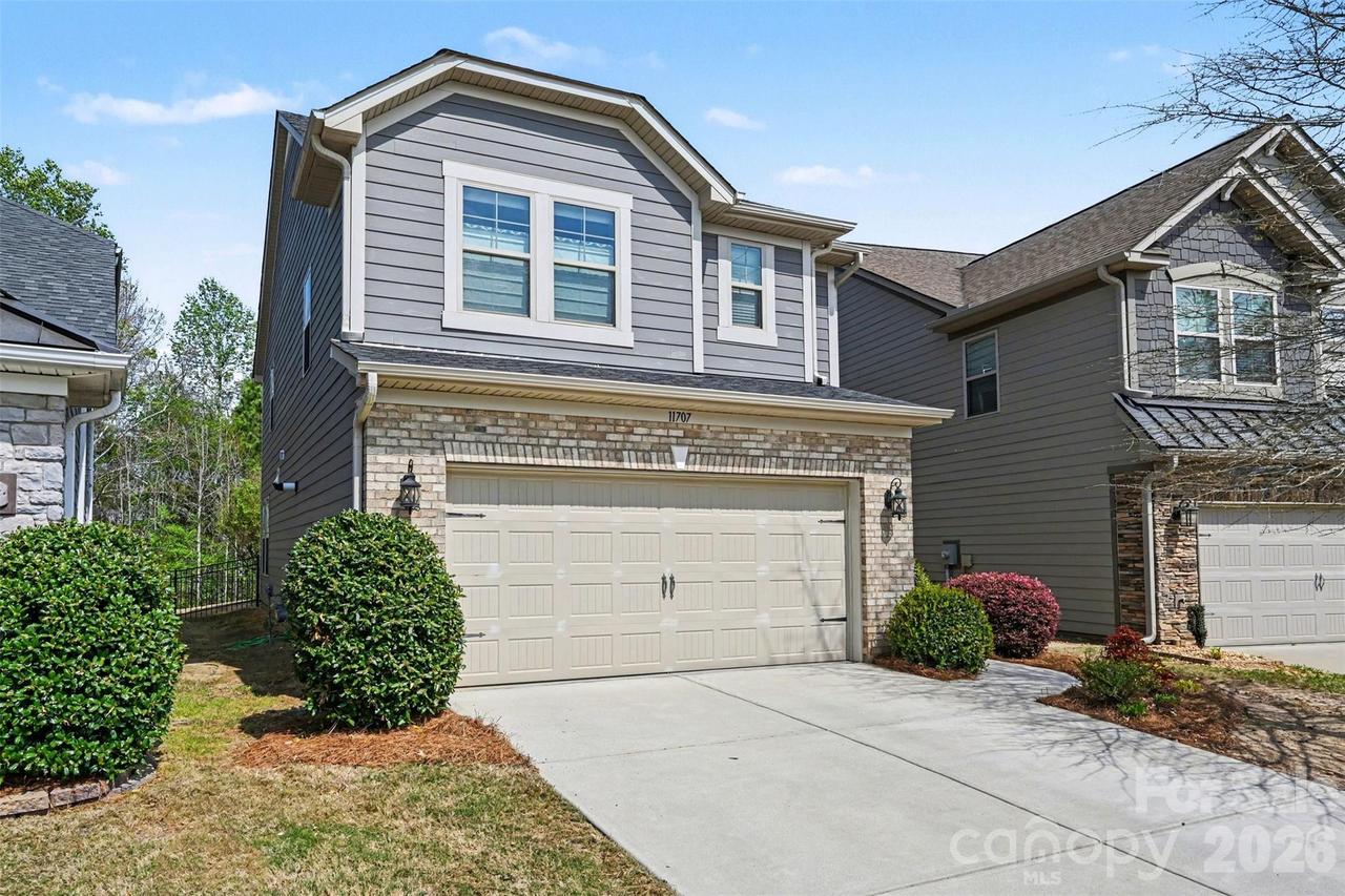 11707 Clems Branch Dr., Charlotte, NC 28277