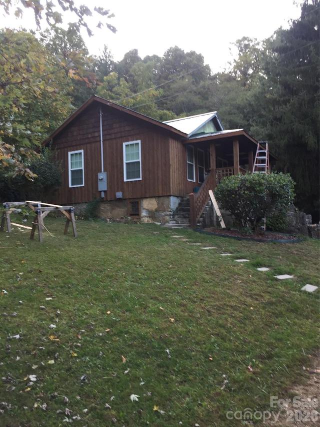 224 Setzer Cove Rd., Maggie Valley, NC 28751