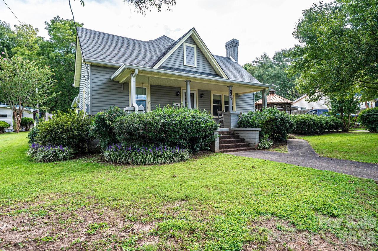 335 Harmon St., Forest City, NC 28043