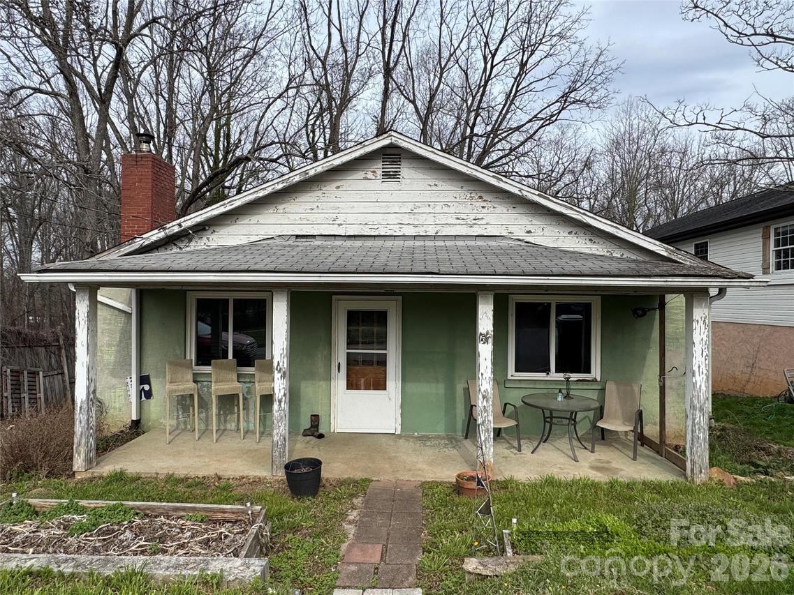 57 Argyle Ln., Asheville, NC 28806