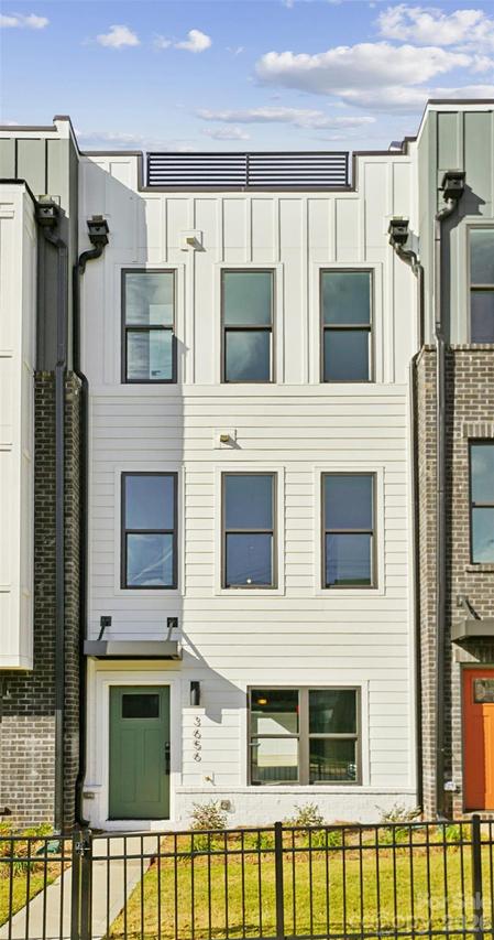 3656 S Tryon St., Charlotte, NC 28217