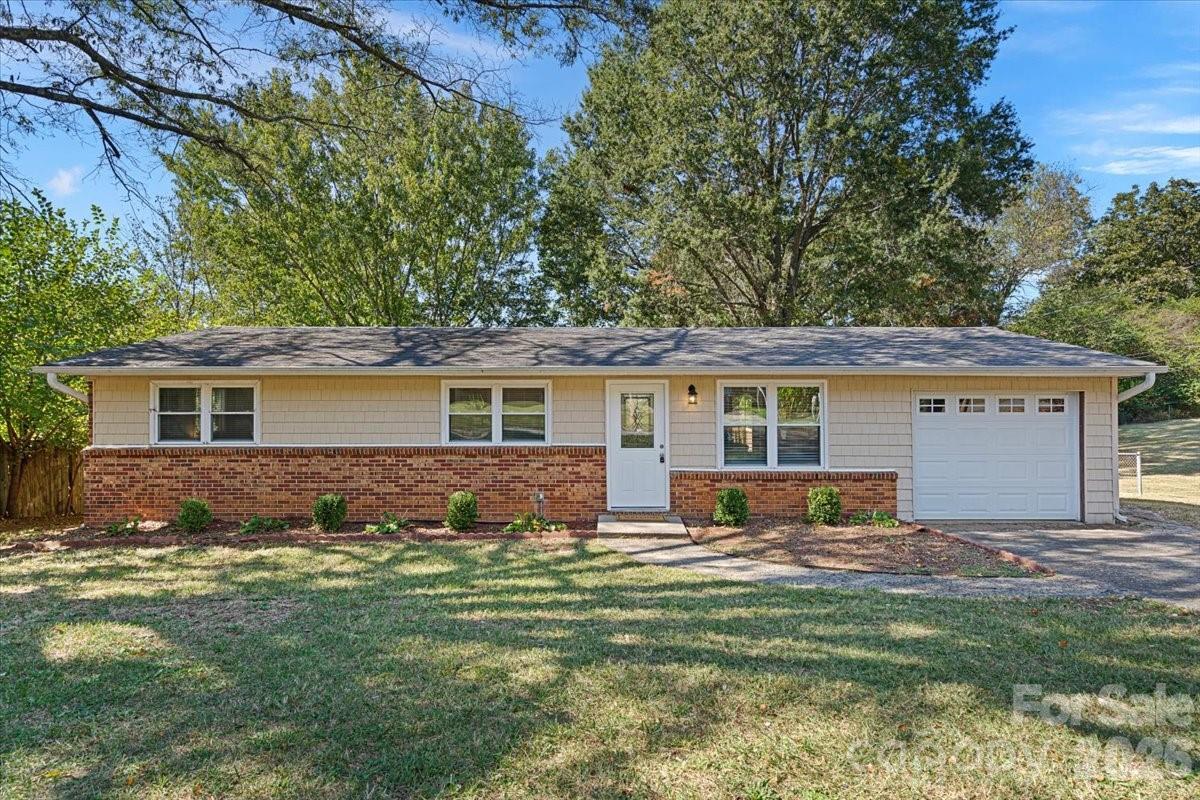 804 Princeton Dr., Kings Mountain, NC 28086