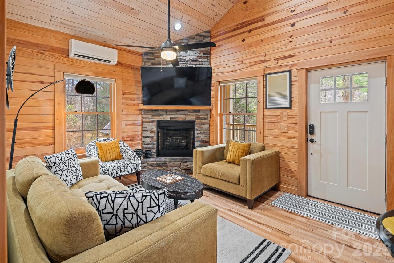 1333 Park Vista Rd., West Jefferson, NC 28694