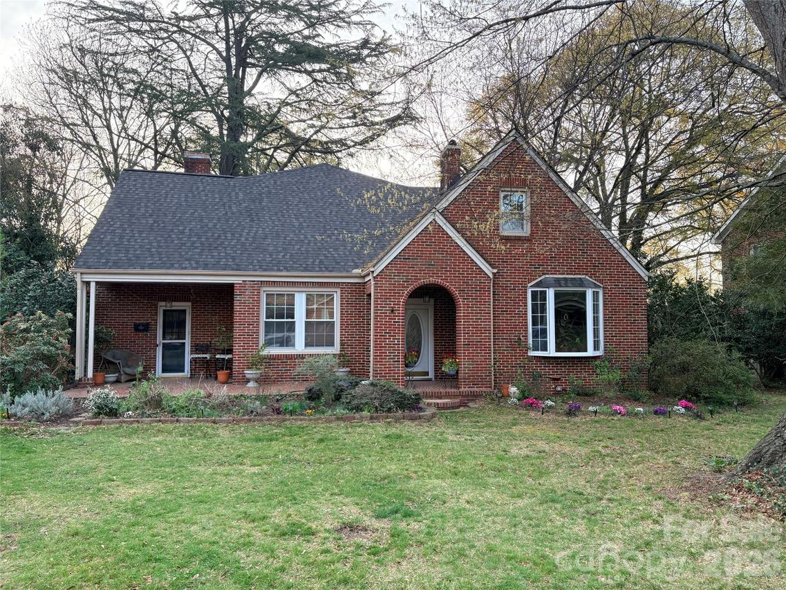 205 S Thompson St., Shelby, NC 28150