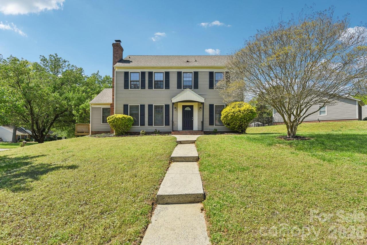 11140 Painted Tree Rd., Charlotte, NC 28226