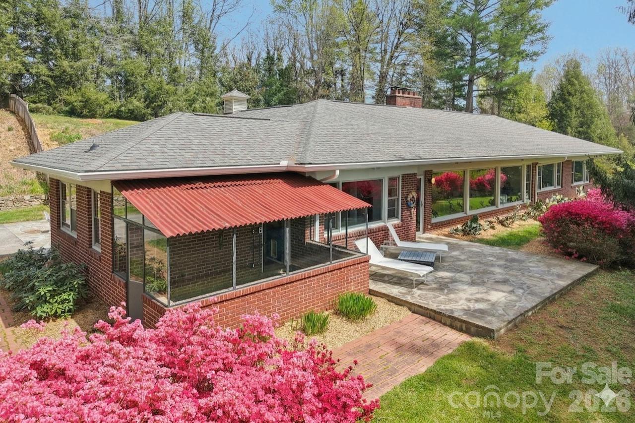 80 Sunset Dr., Marshall, NC 28753