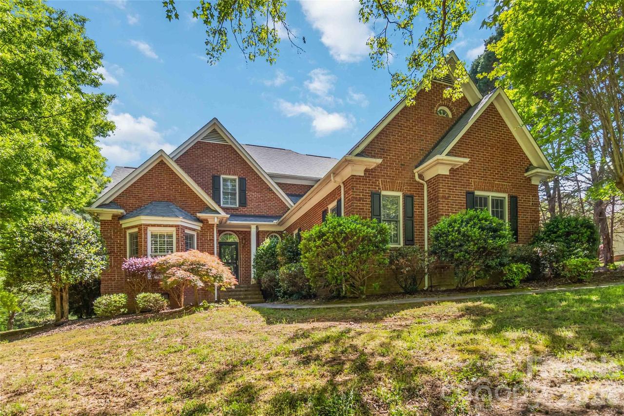 6208 Highview Rd., Matthews, NC 28104
