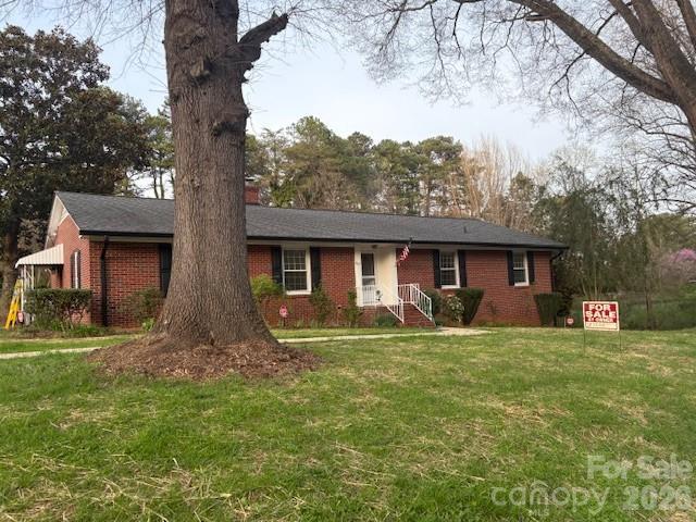 607 12th Ave., Hickory, NC 28601