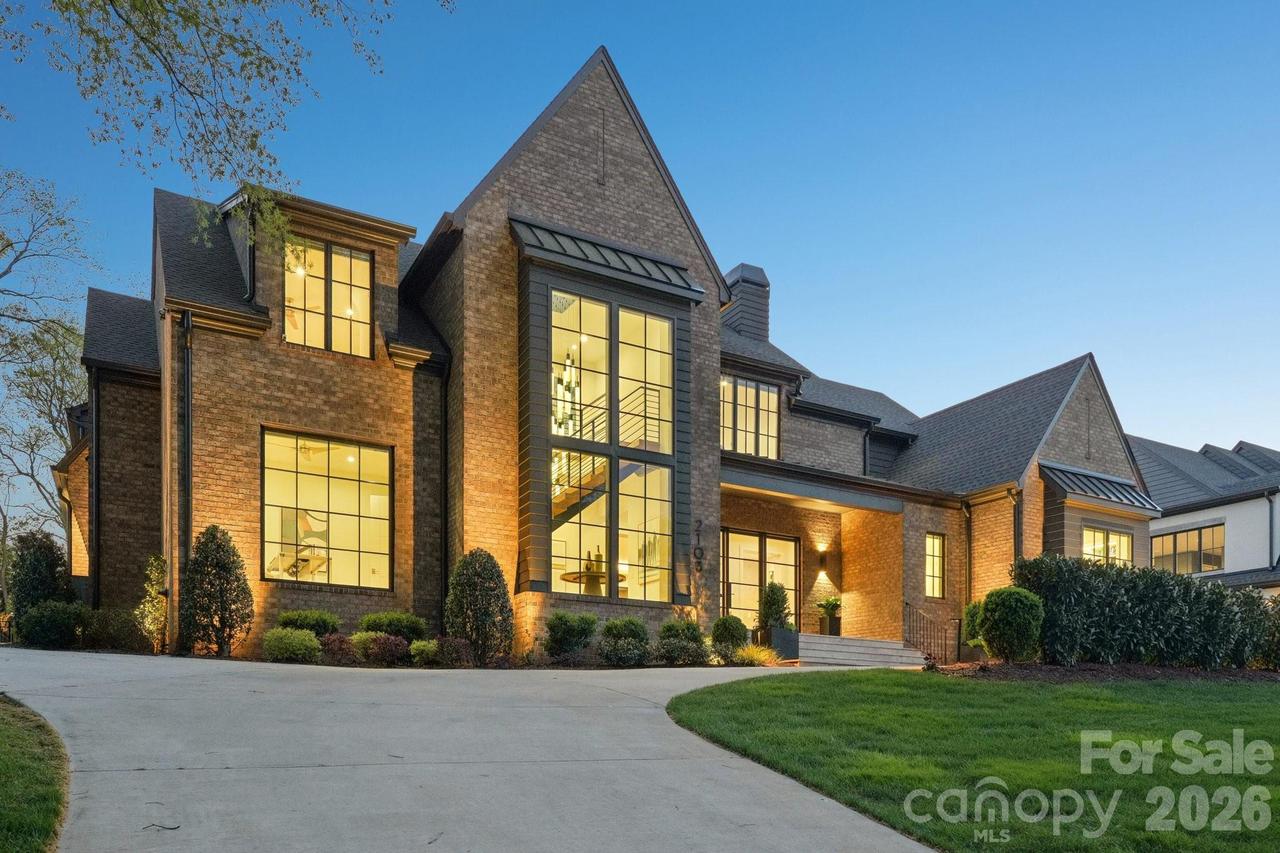 2103 Cortelyou Rd., Charlotte, NC 28211