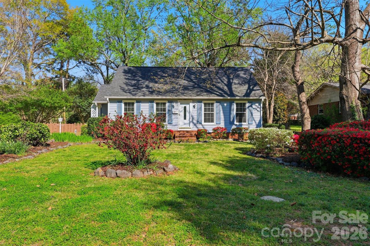 403 Brookgreen Dr., Monroe, NC 28112