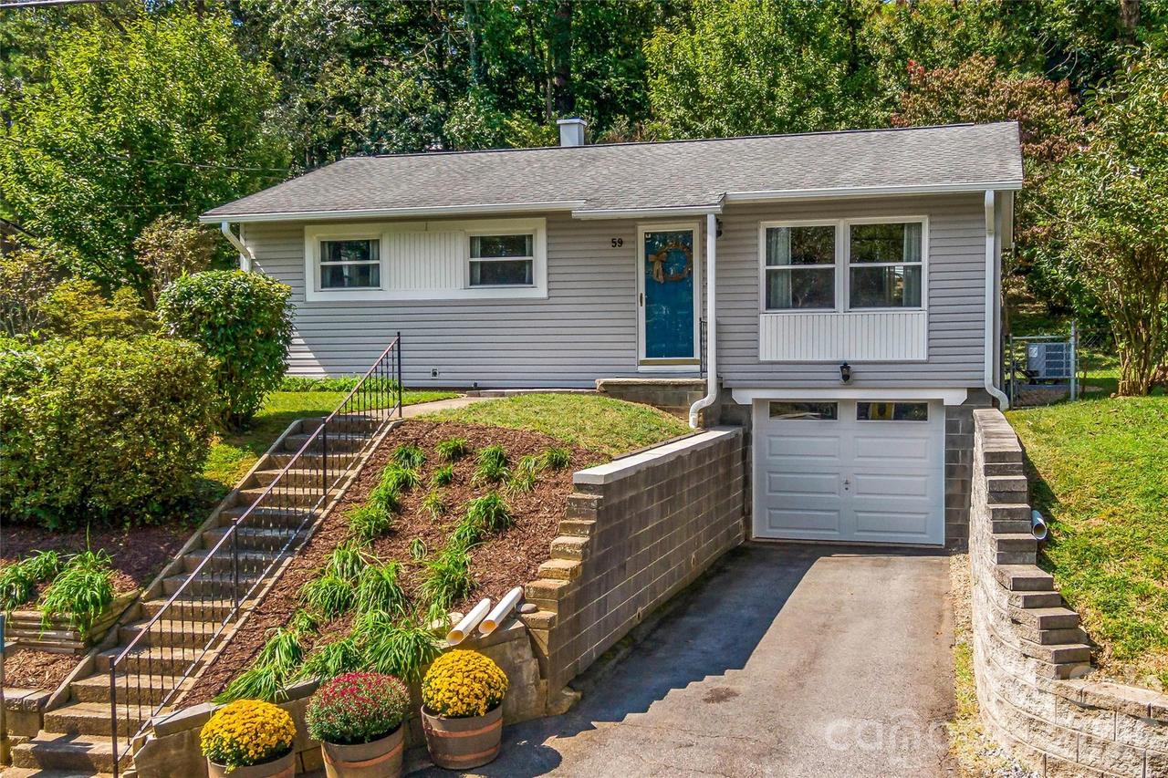 59 Greeley St., Asheville, NC 28806