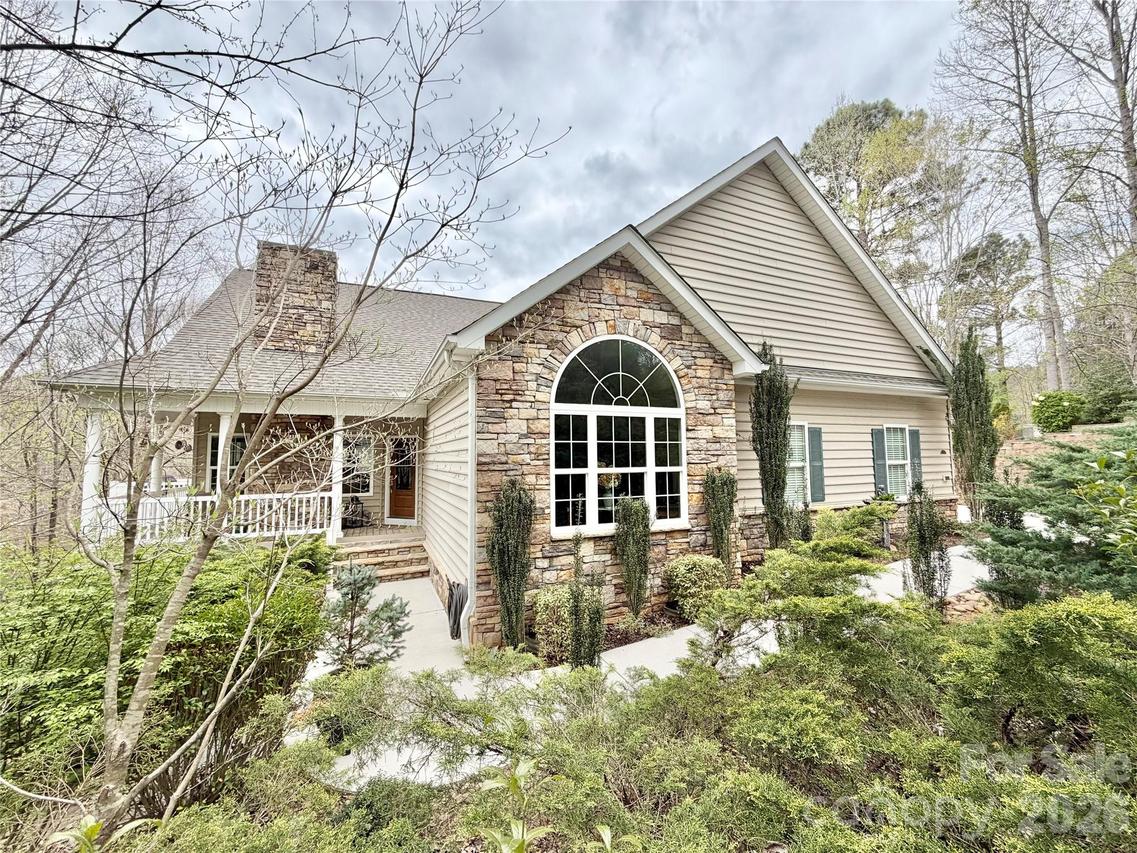 164 Ridge Point Dr., Stony Point, NC 28678