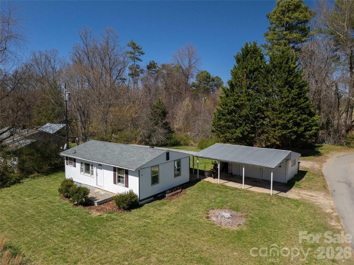 14 Winter Woods Dr., Asheville, NC 28806