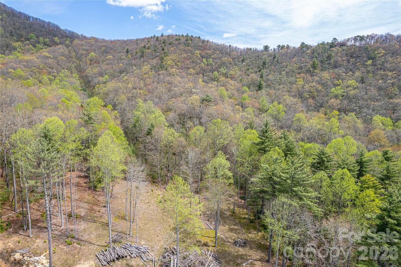 000 Rosman Hwy., Sapphire, NC 28774