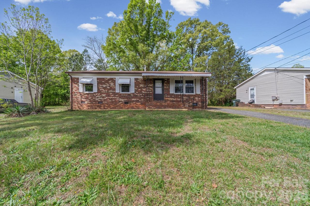661 Kilborne Dr., Gastonia, NC 28052