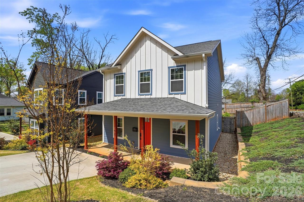 302 Lima Ave., Charlotte, NC 28208