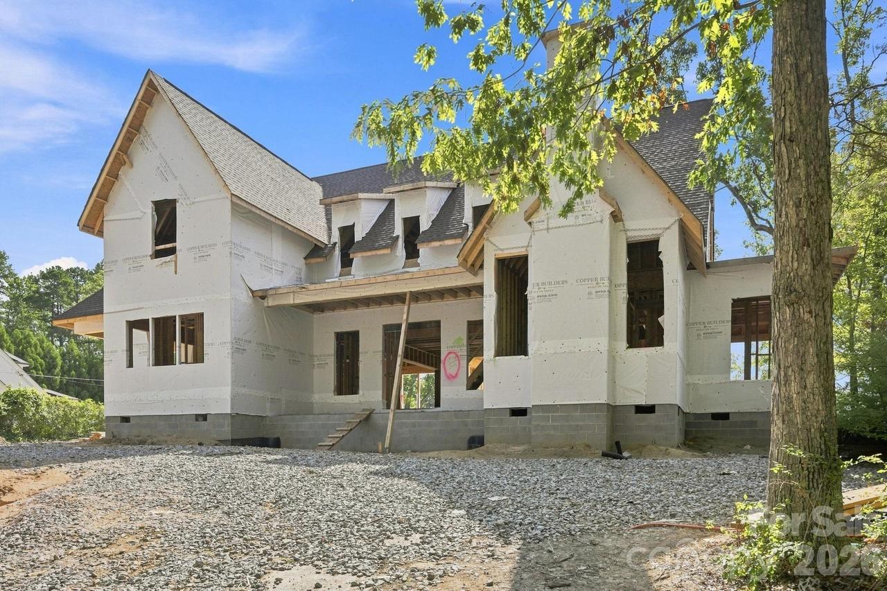 541 Greenway St., Davidson, NC 28036