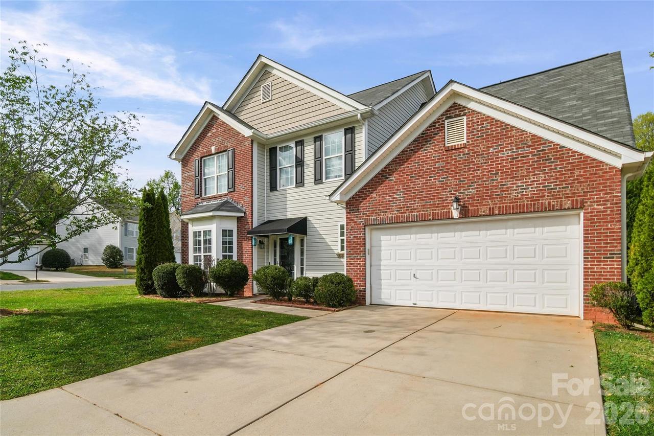 2001 Lake Vista Dr., Mount Holly, NC 28120