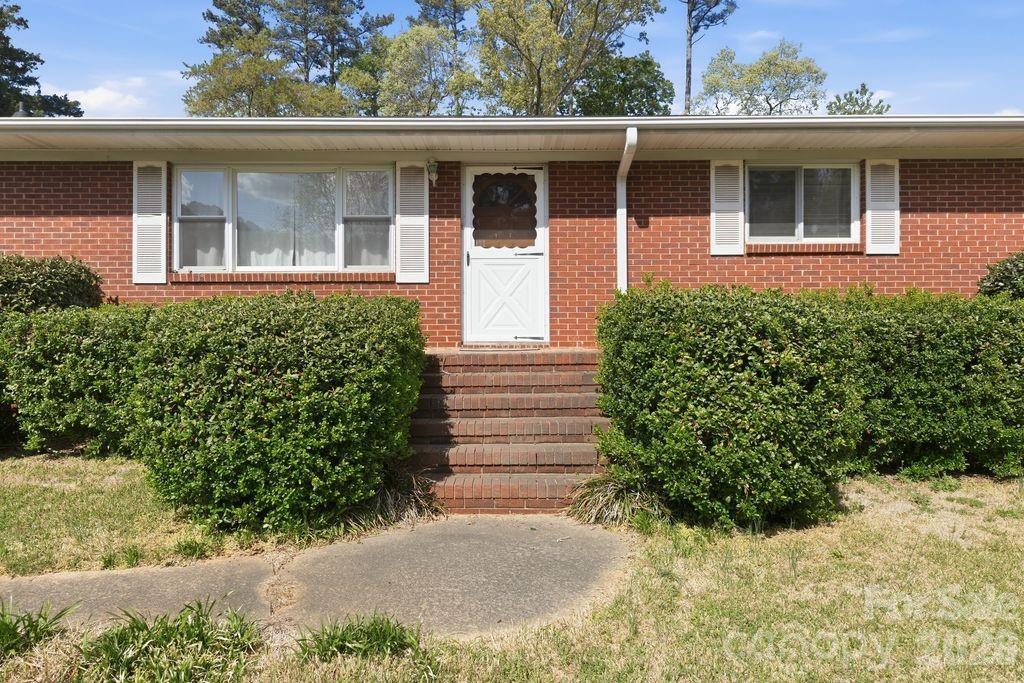 4108 Terry Ter., Matthews, NC 28105