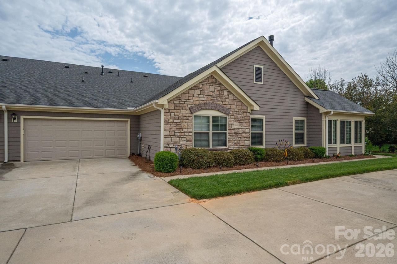1434 Somersby Cir., Gastonia, NC 28054