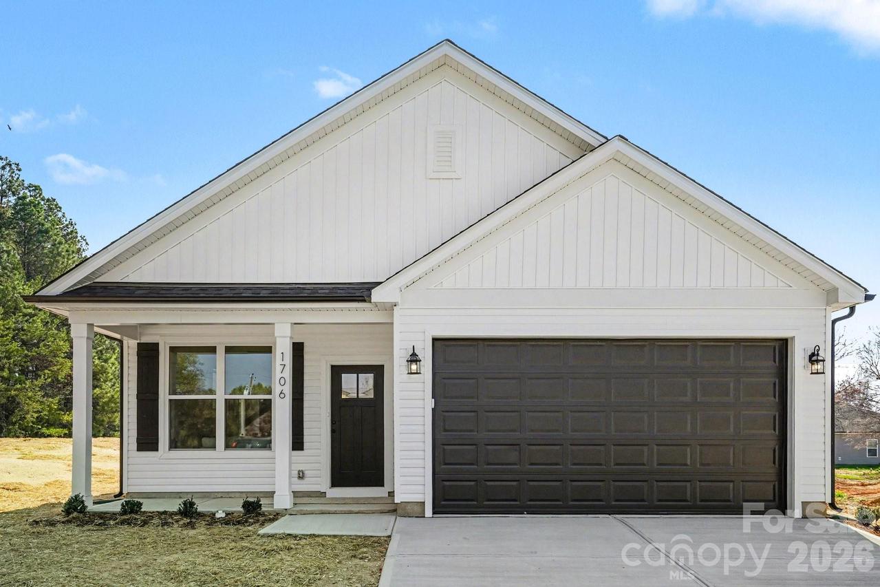 1706 Chapman Ave., Kannapolis, NC 28081