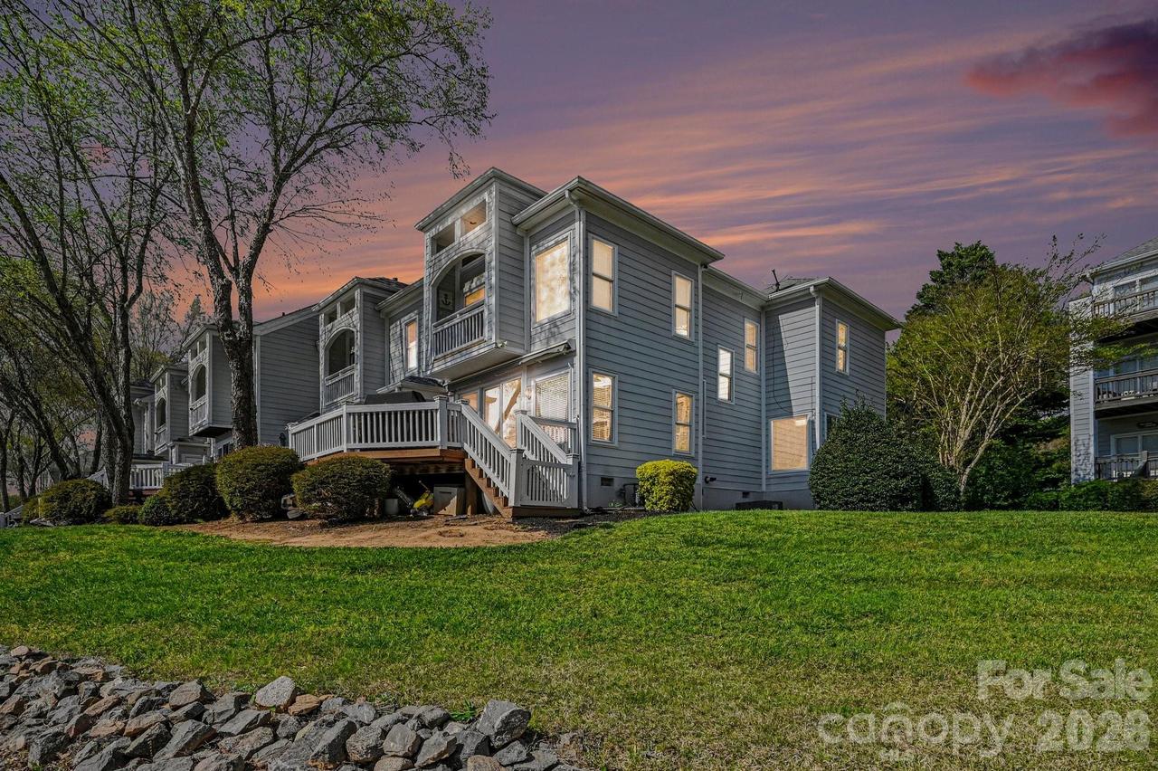 18724 Nautical Dr., Cornelius, NC 28031