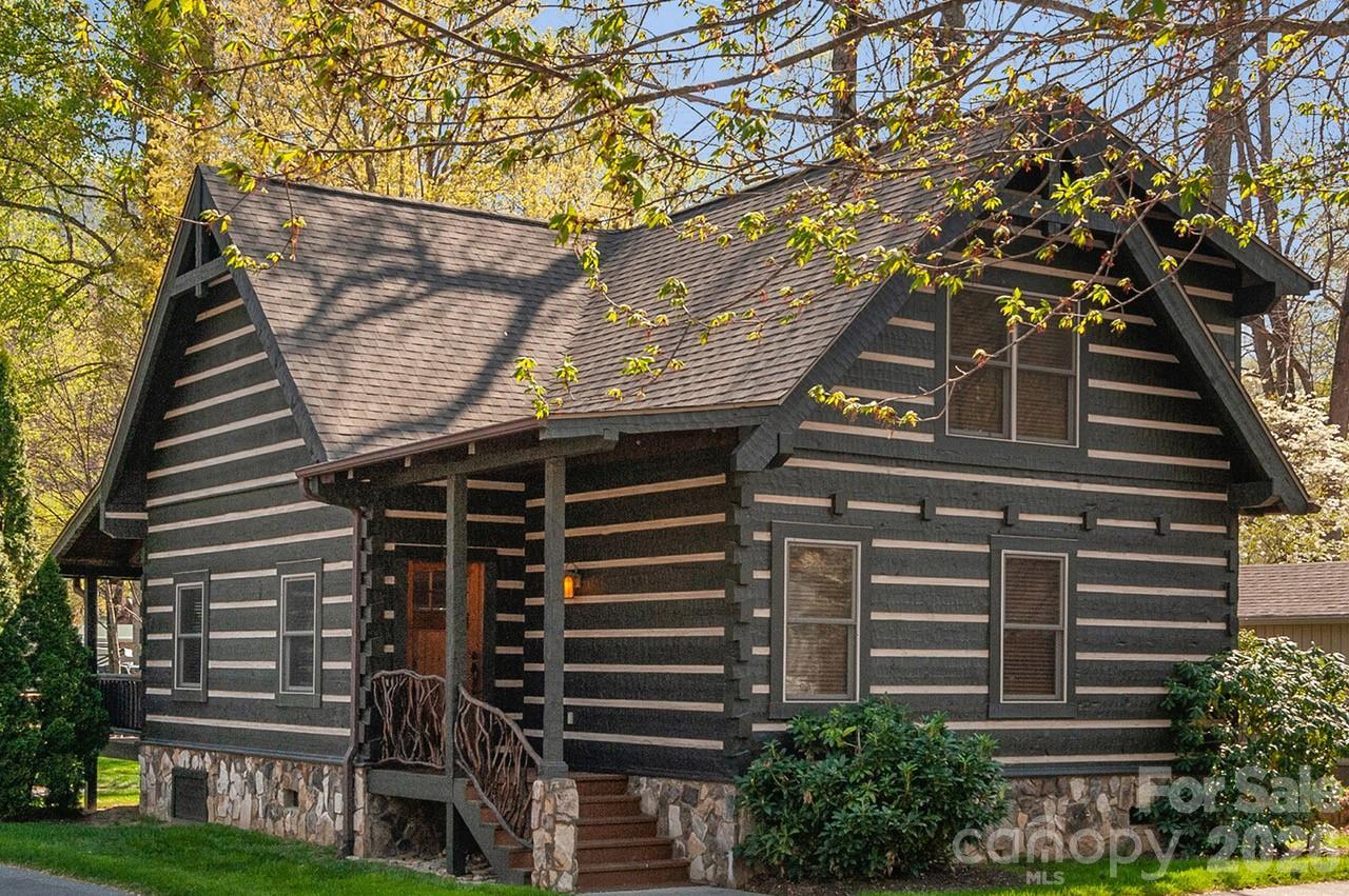 18 Rachels Cir., Maggie Valley, NC 28751