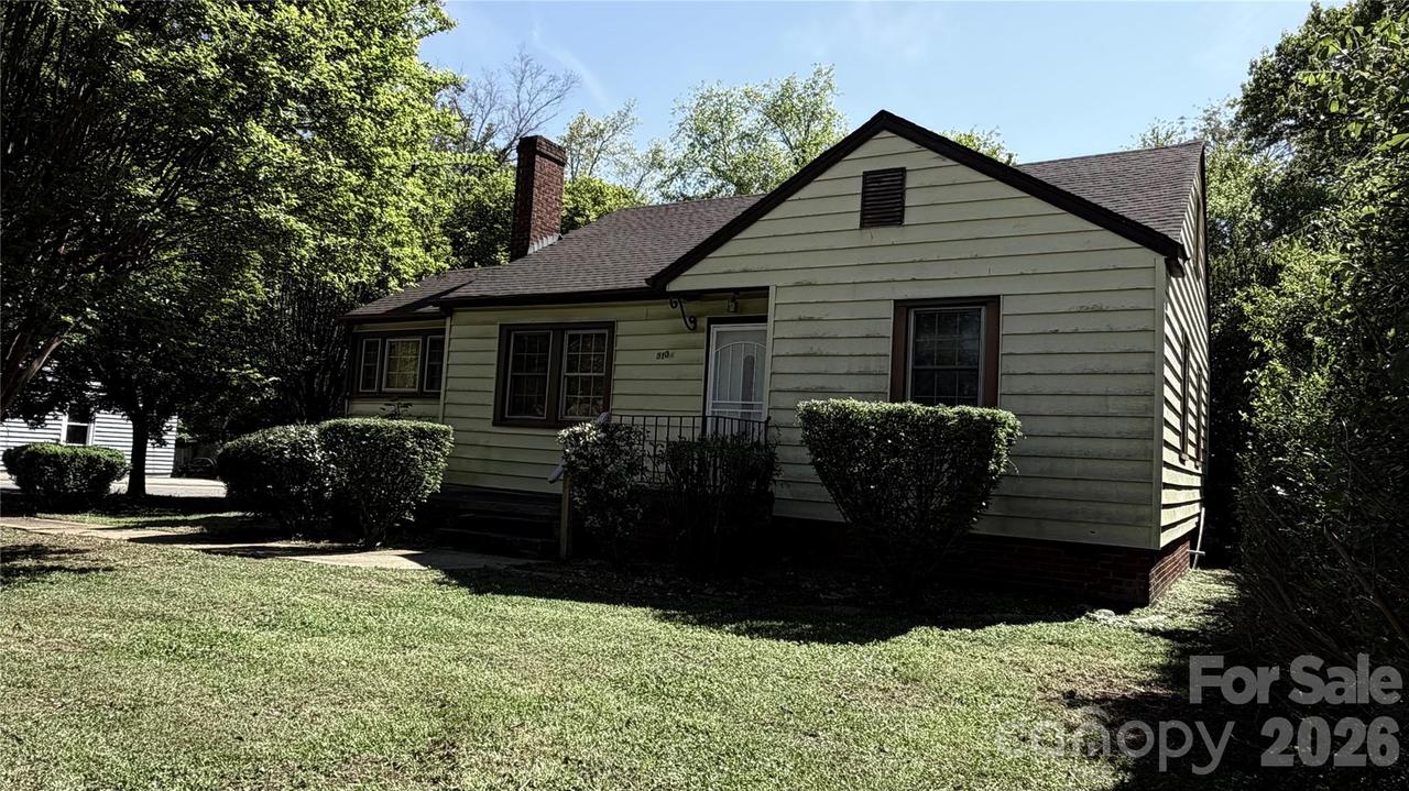 3101 Dogwood Ave., Charlotte, NC 28206