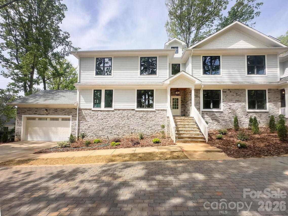 4304 Tangle Dr., Charlotte, NC 28211