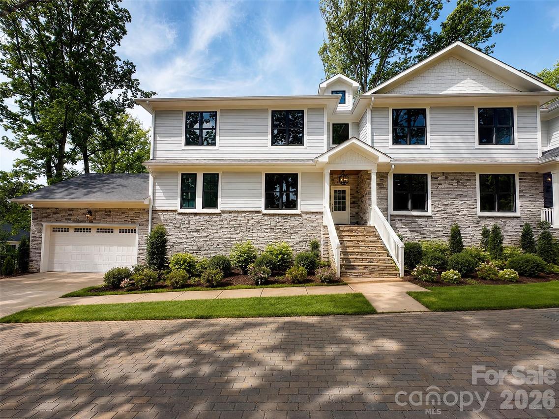 4304 Tangle Dr., Charlotte, NC 28211