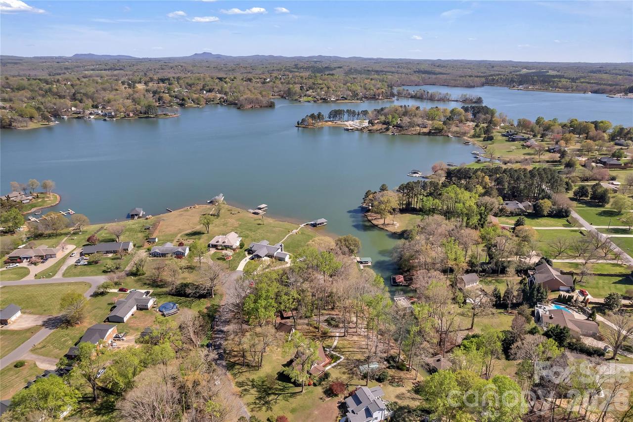 2912 Waterside Dr., Shelby, NC 28150