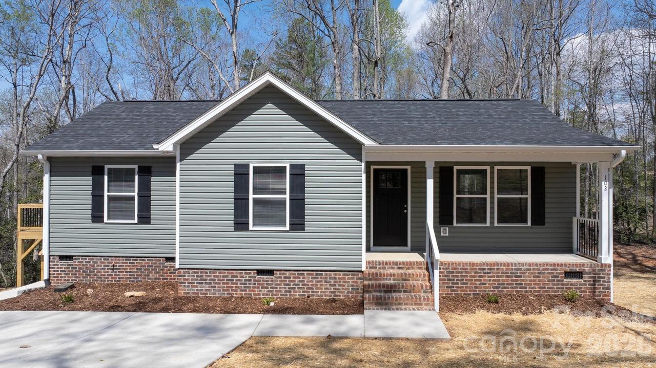 102 Kitchings Dr., Valdese, NC 28690
