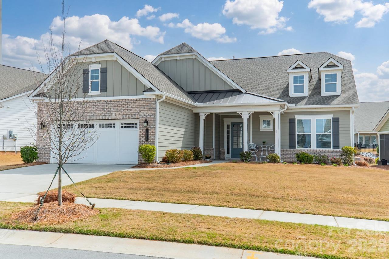 1010 Carlyle Ln., Monroe, NC 28110