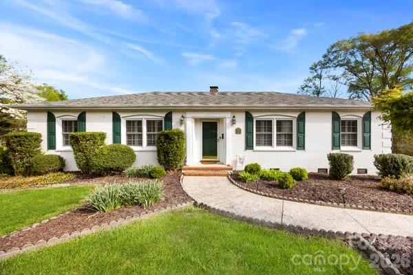 112 Brook Ln., Mount Holly, NC 28120