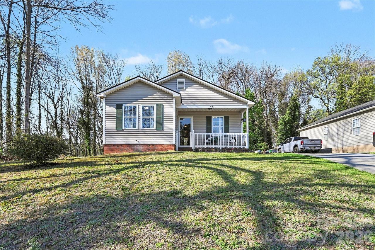 432 Coxe Ave., Charlotte, NC 28208