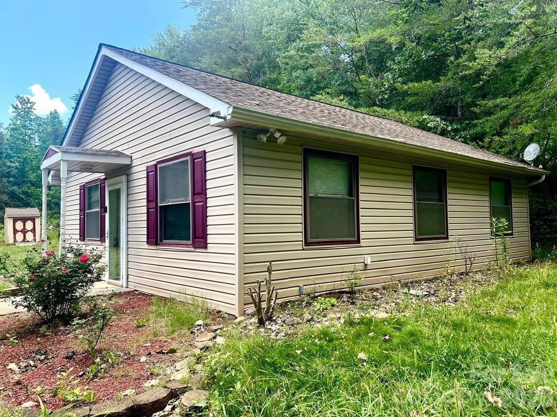 3840 Hide Away Hill, Valdese, NC 28655