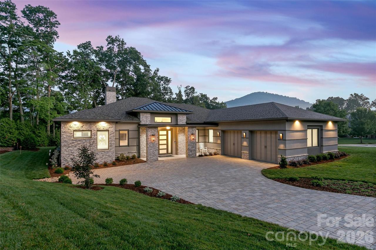 61 Running Creek Tr., Arden, NC 28704