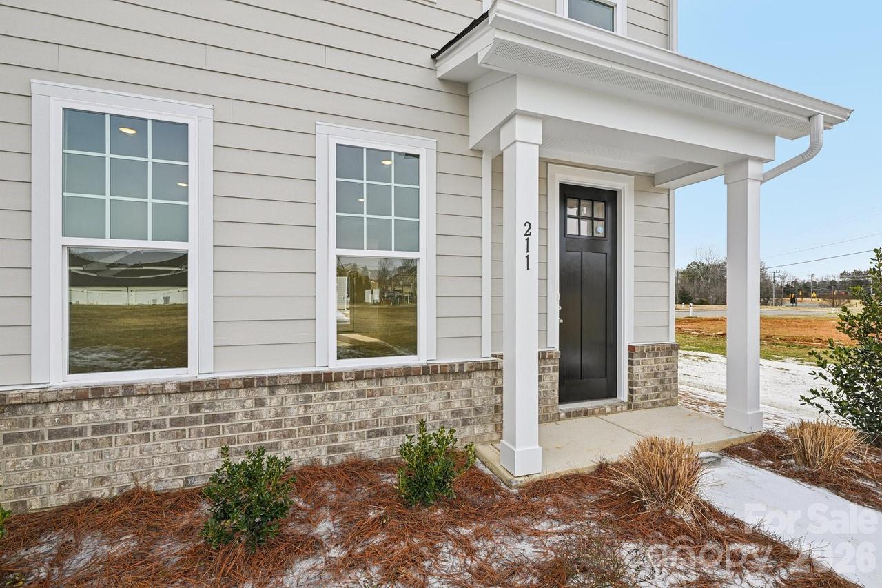 201 Vanguard Ln. #13, Cramerton, NC 28032