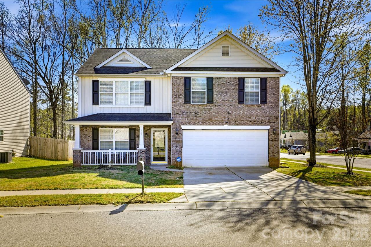 327 Ferrell Ave., Charlotte, NC 28216