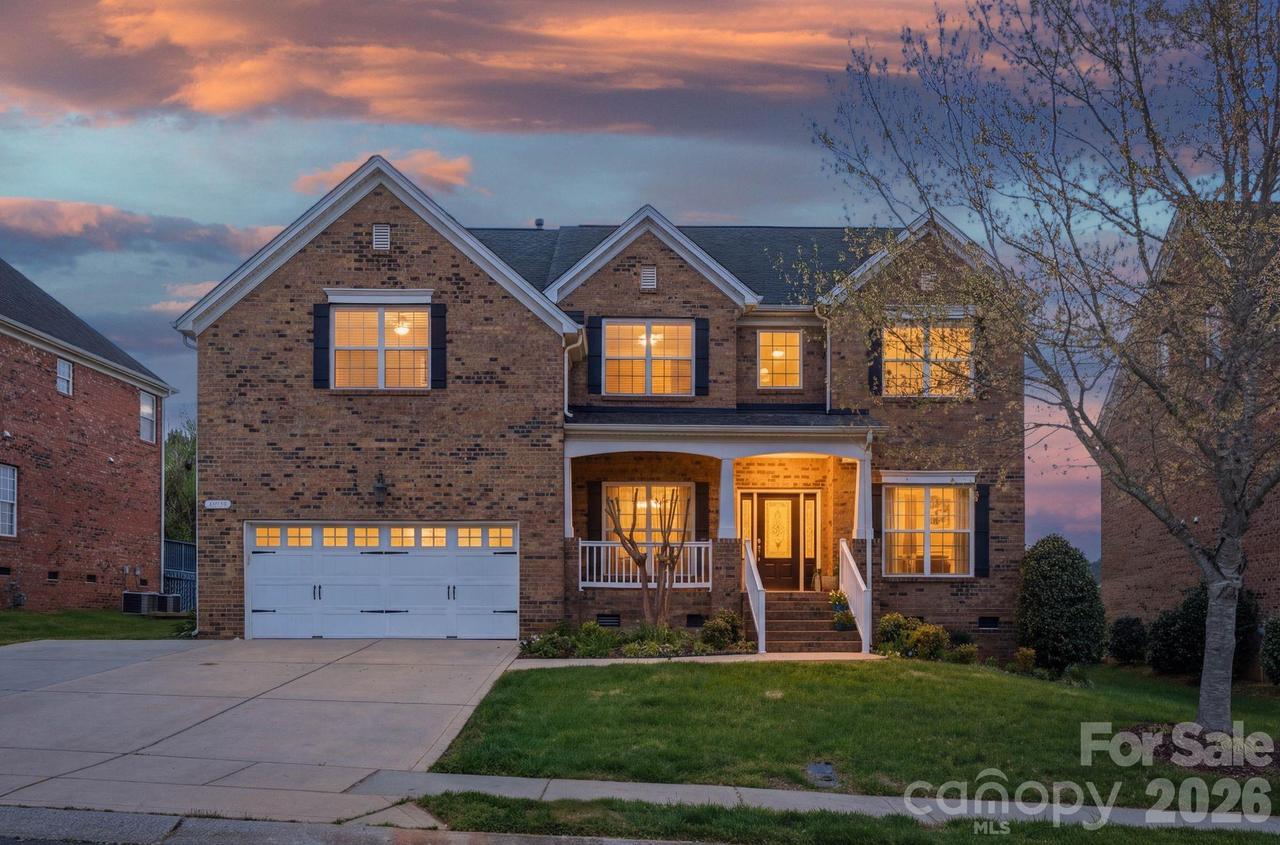 422 Deer Brush Ln., Waxhaw, NC 28173