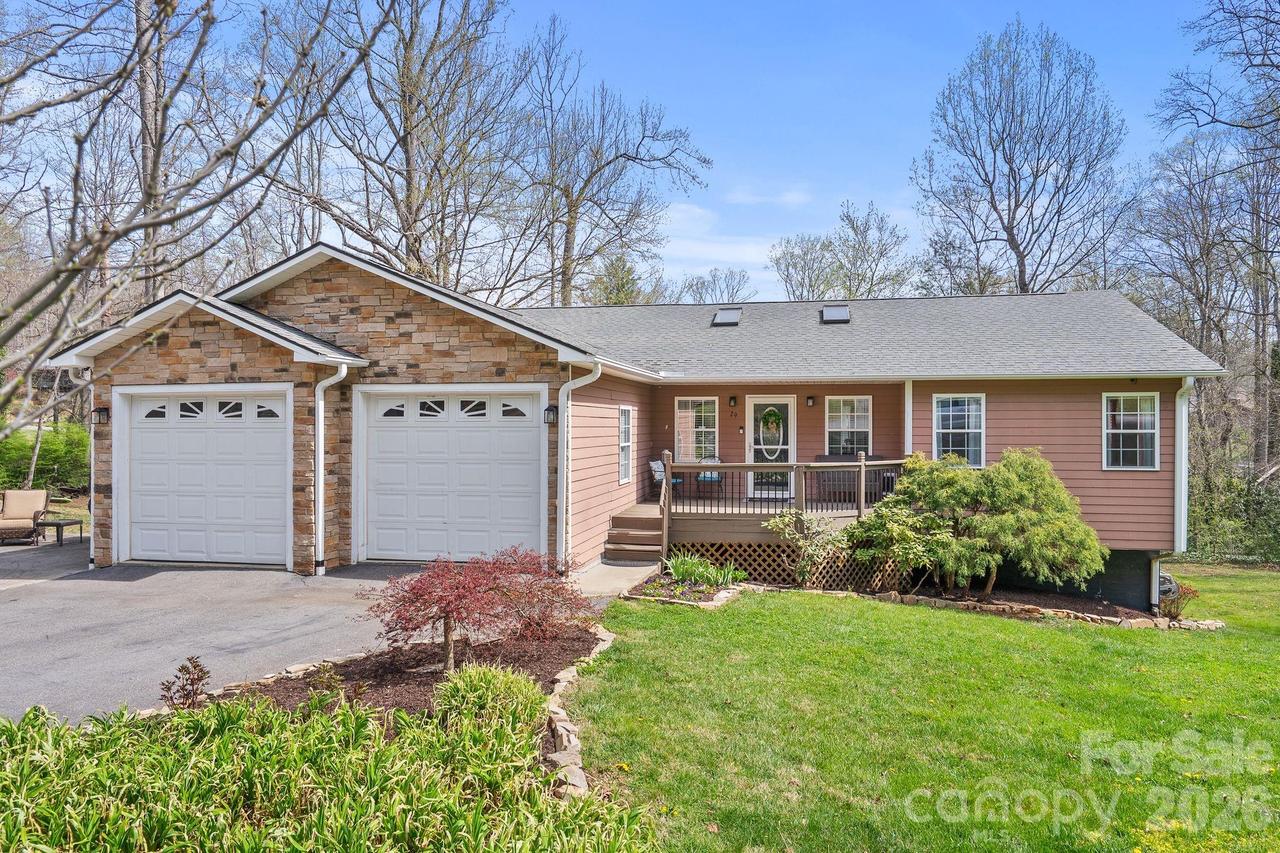 29 Muirfield Dr., Arden, NC 28704