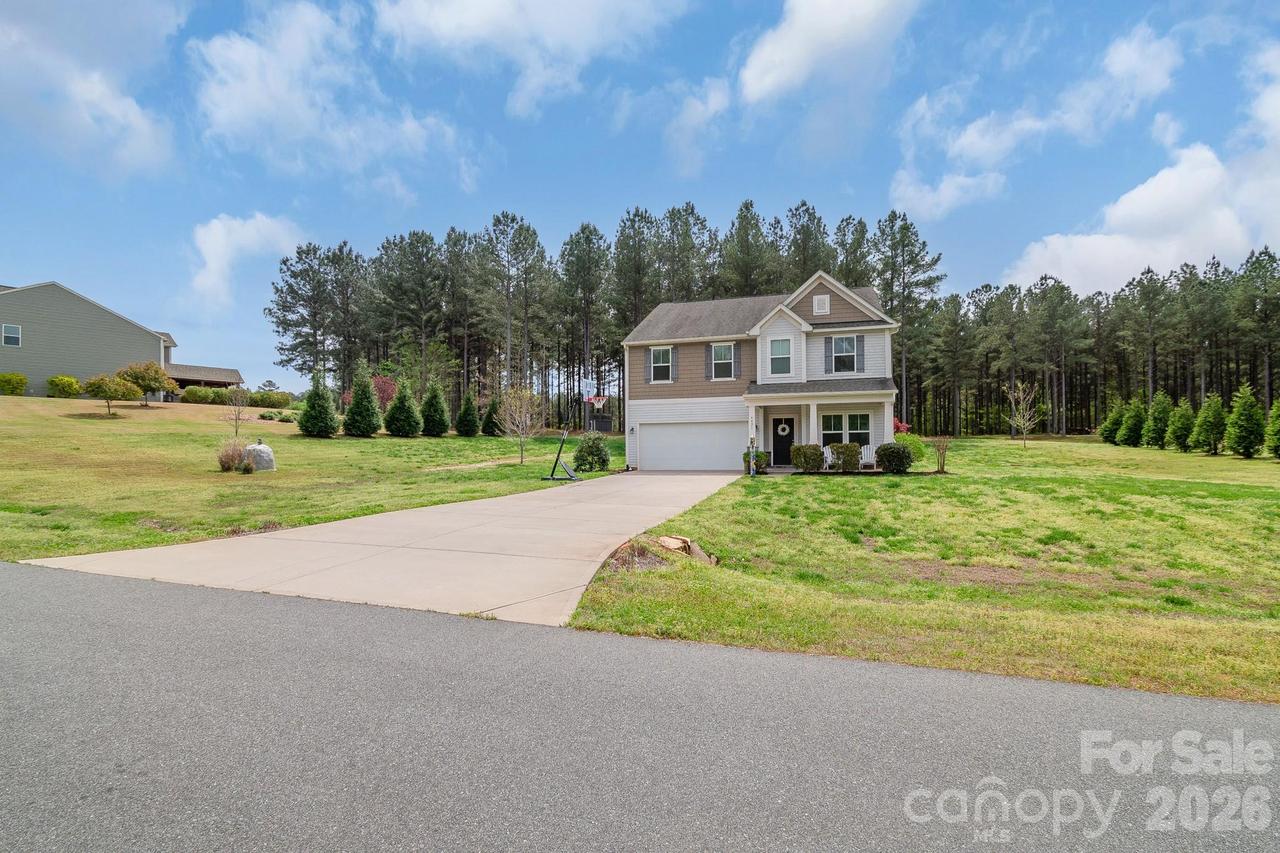 6421 Fawn Crest Dr., Waxhaw, NC 28173