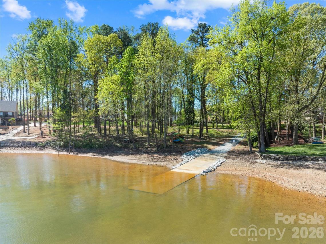 126 Aqua Dr. #4, Mooresville, NC 28117