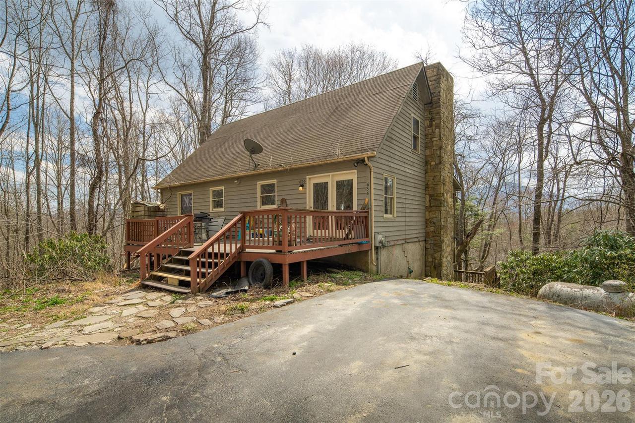 656 Winterberry Tr., Boone, NC 28607