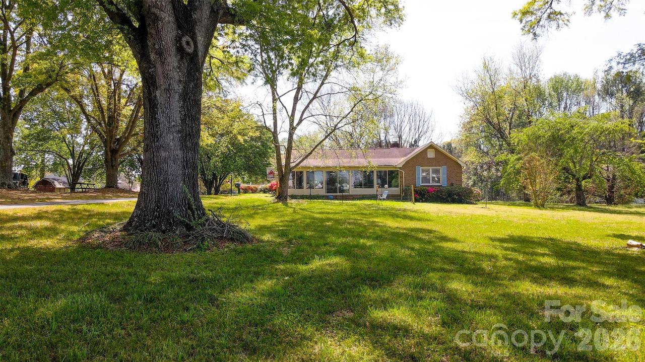 9730 Mount Holly Huntersville Rd., Huntersville, NC 28078