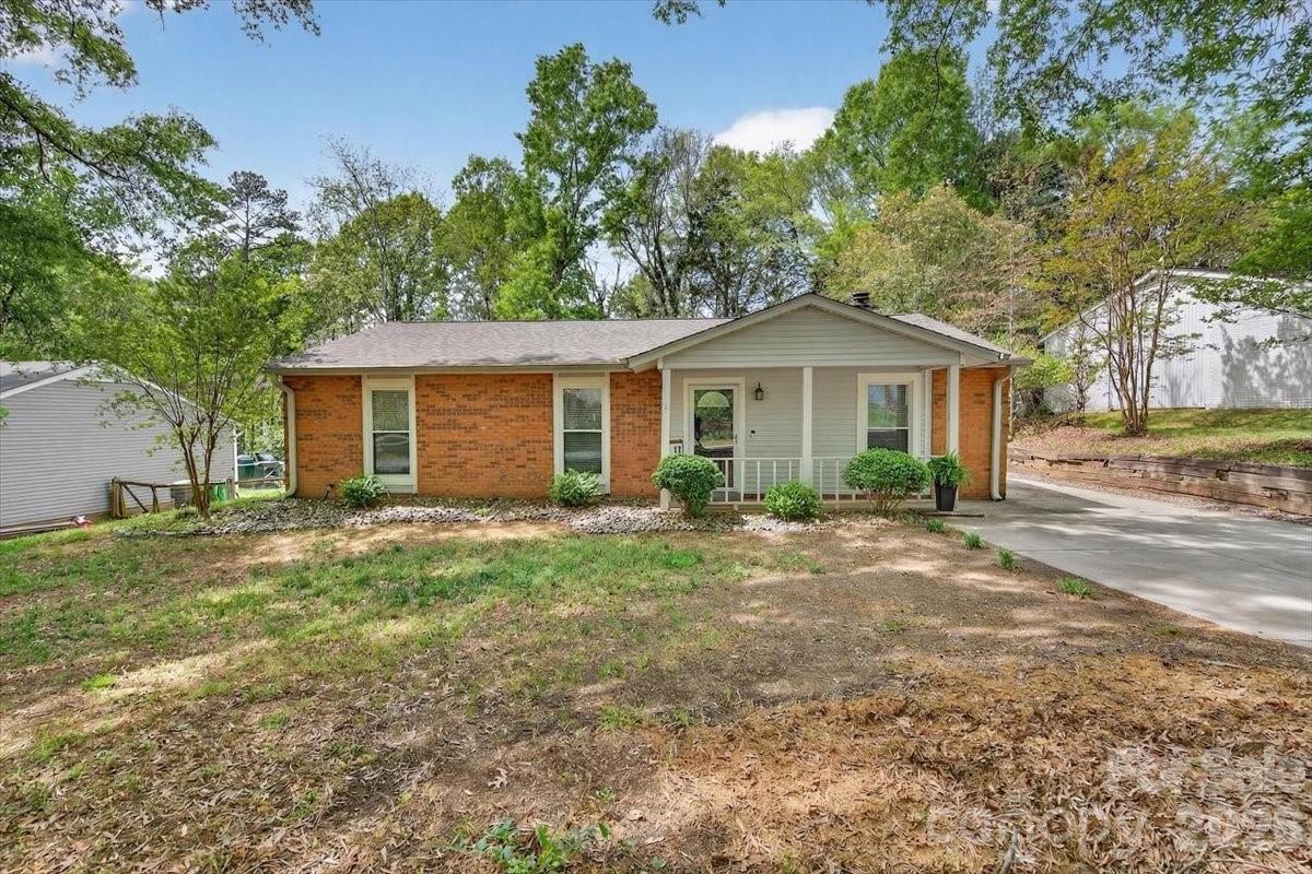 6308 Pineburr Rd., Charlotte, NC 28211