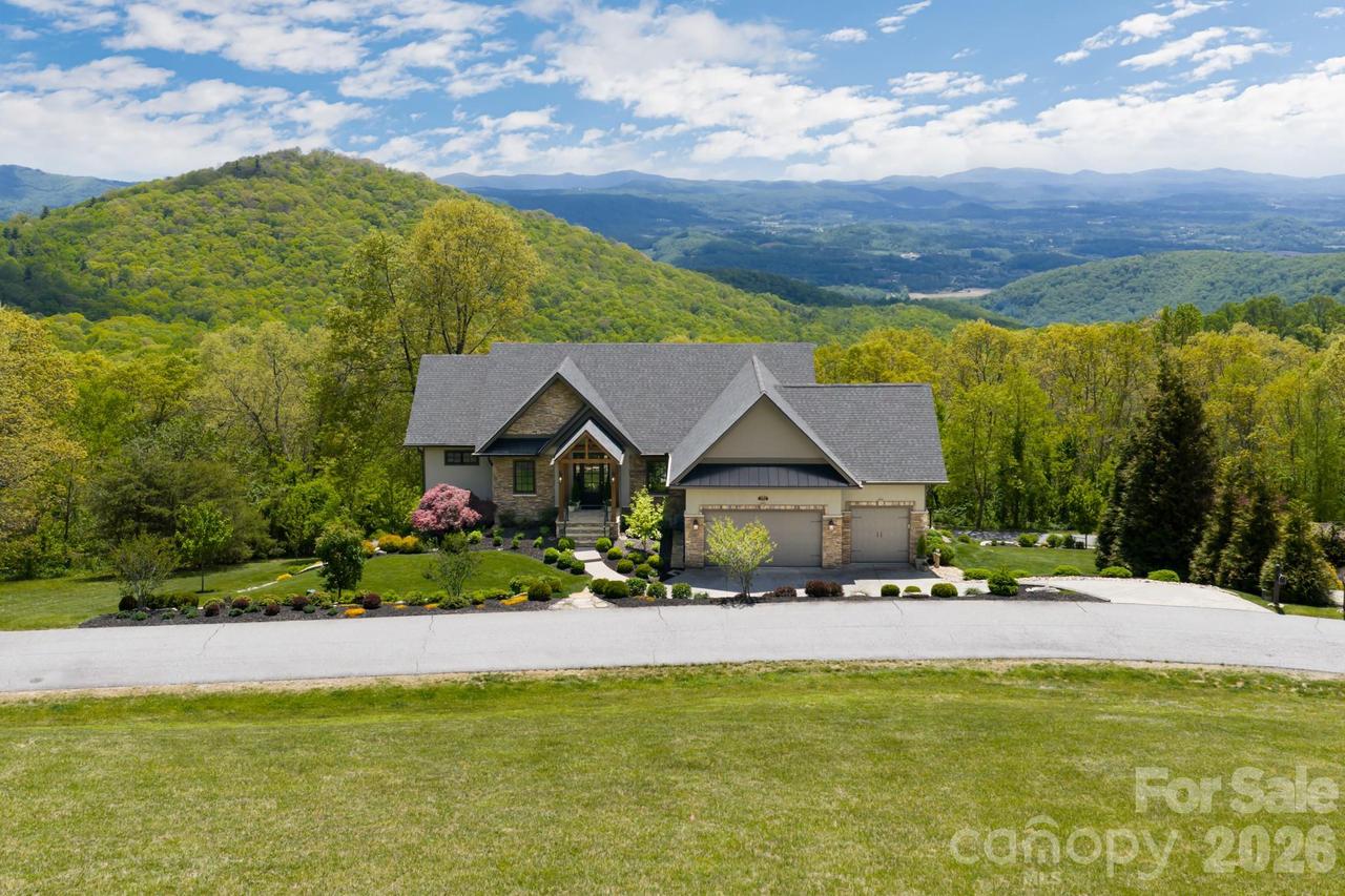 332 Summerset Dr. #85, Hendersonville, NC 28792