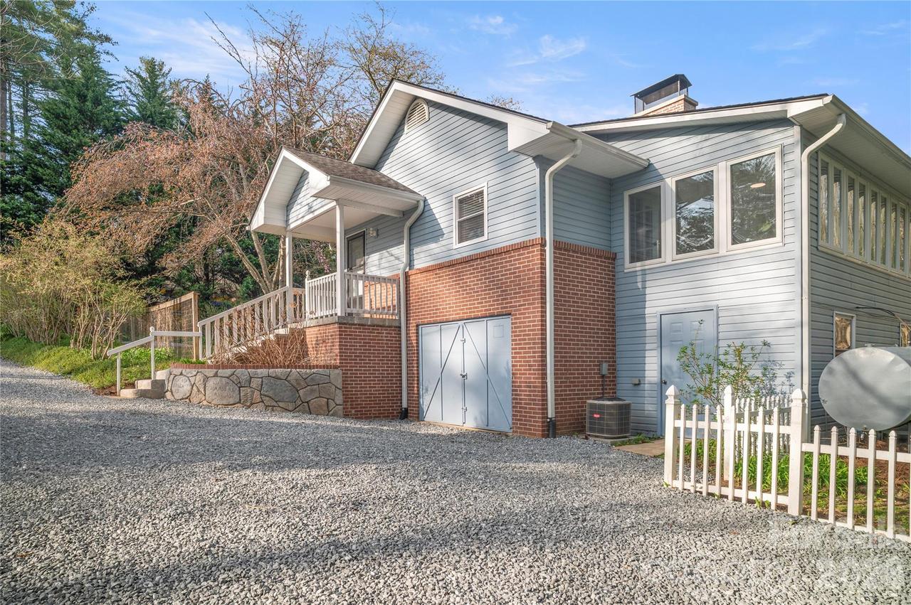 3002 Kanuga Rd., Hendersonville, NC 28739