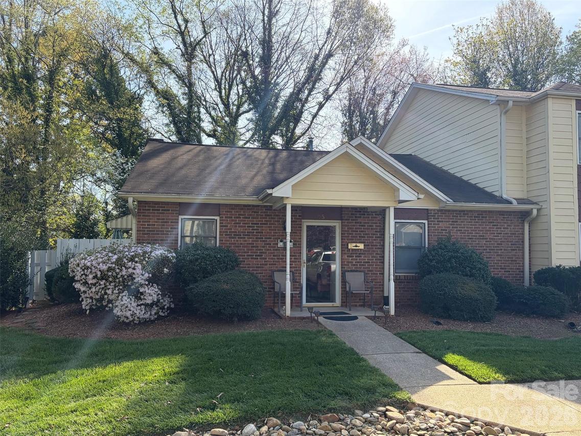 605 8th Ave. #D5, Conover, NC 28613