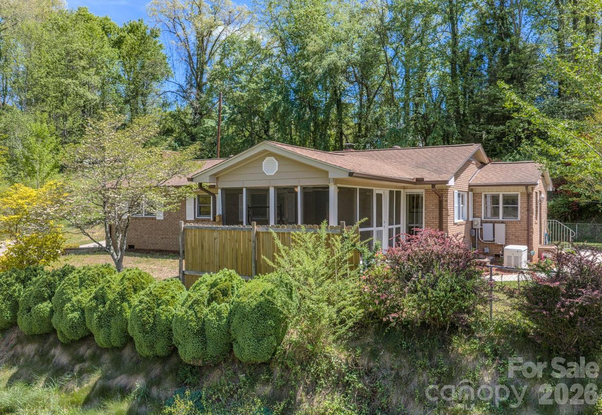 176 Sunny St., Marion, NC 28752